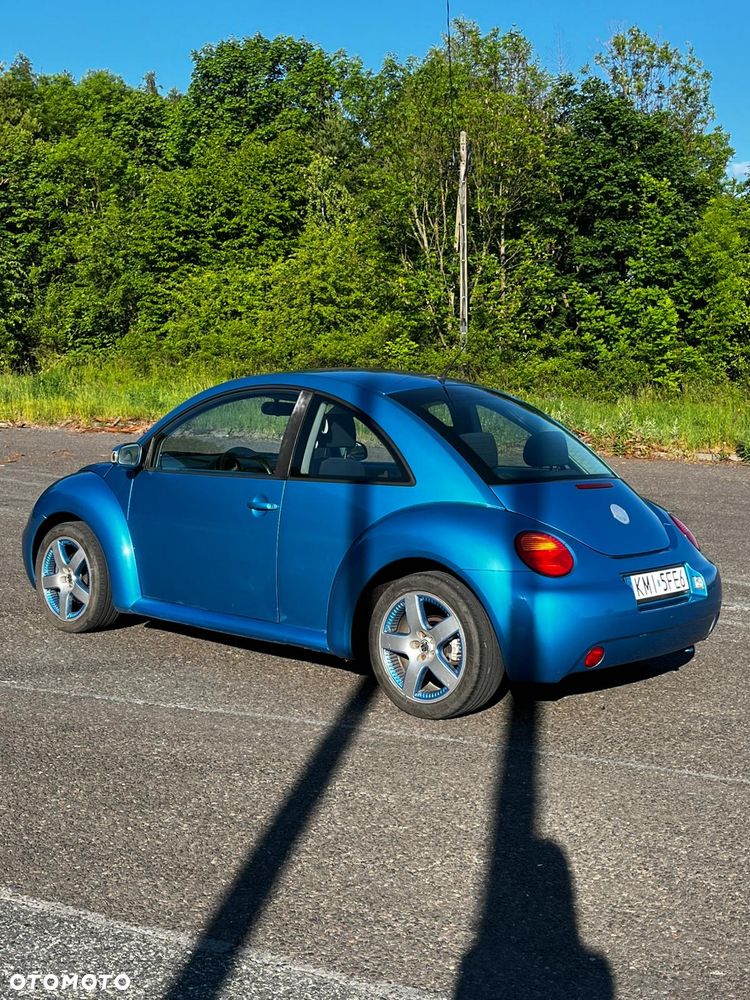 Volkswagen New Beetle 1.6 - 4