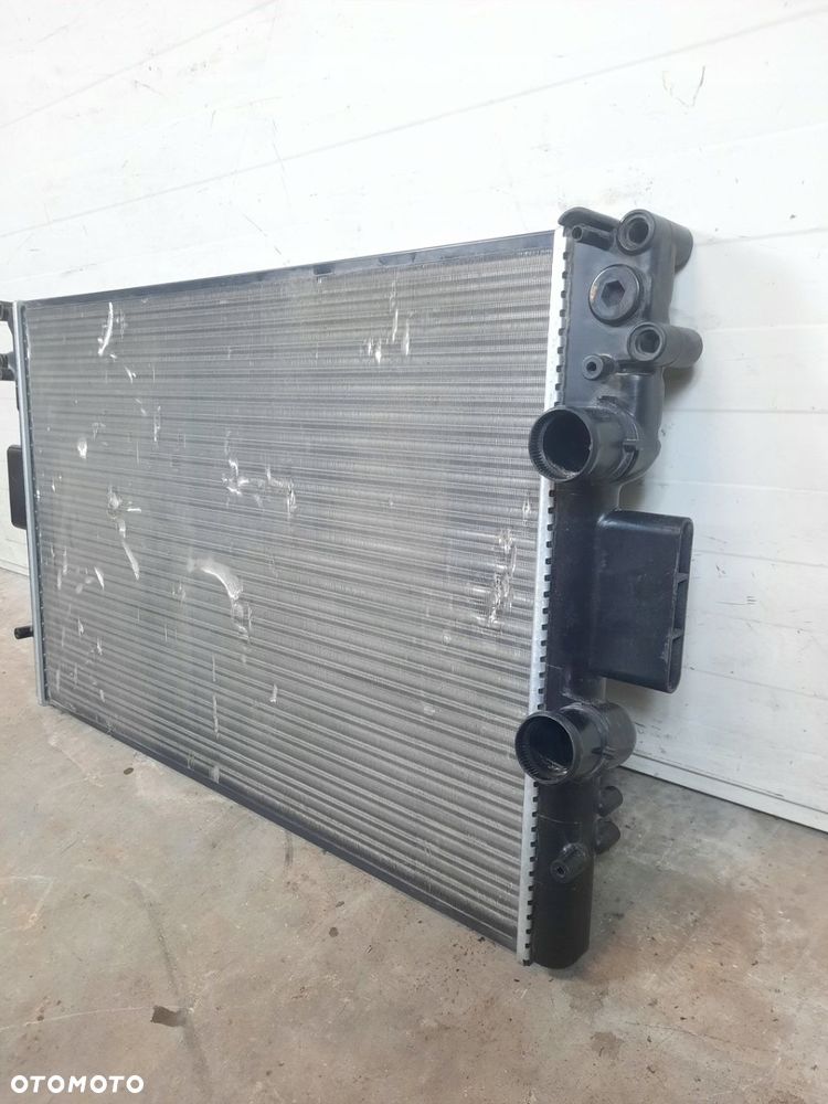 IVECO DAILY III 99-06 CHŁODNICA WODY Z KLIMATYZACJĄ D7E001TT - 3