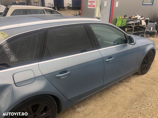 Dezmembrez Audi A4 B8 Automat - 7