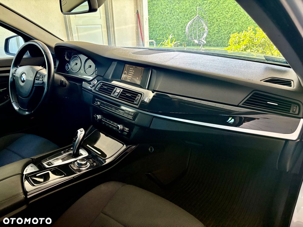 BMW Seria 5 - 10