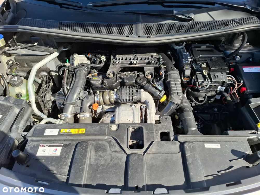 Peugeot 3008 BlueHDi 120 Stop & Start EAT6 Allure - 30