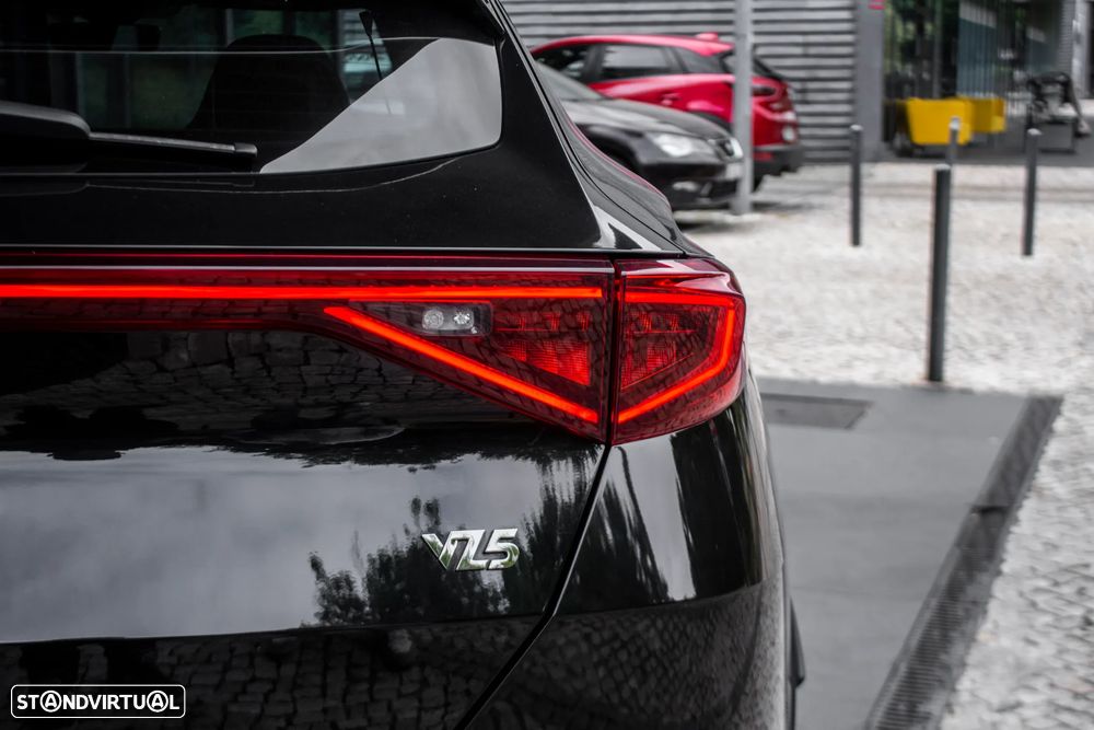 Cupra Formentor 2.5 TSI 4Drive DSG VZ5 - 11