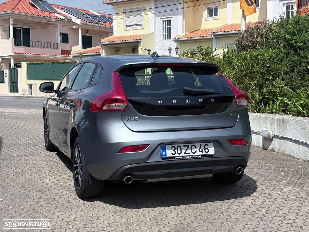 Volvo V40 1.5 T3 Sport Edition Plus Geartronic - 26