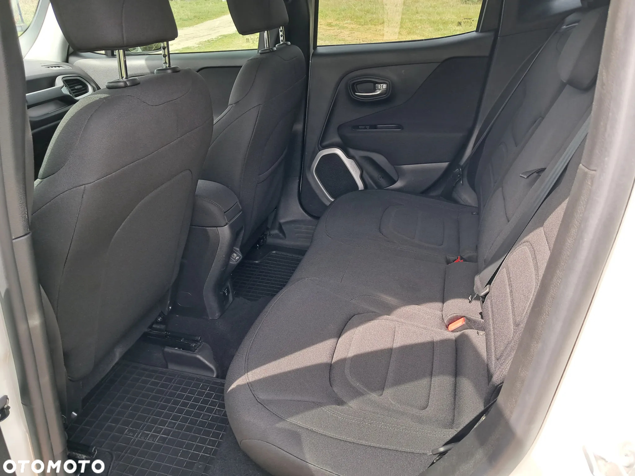 Jeep Renegade - 7