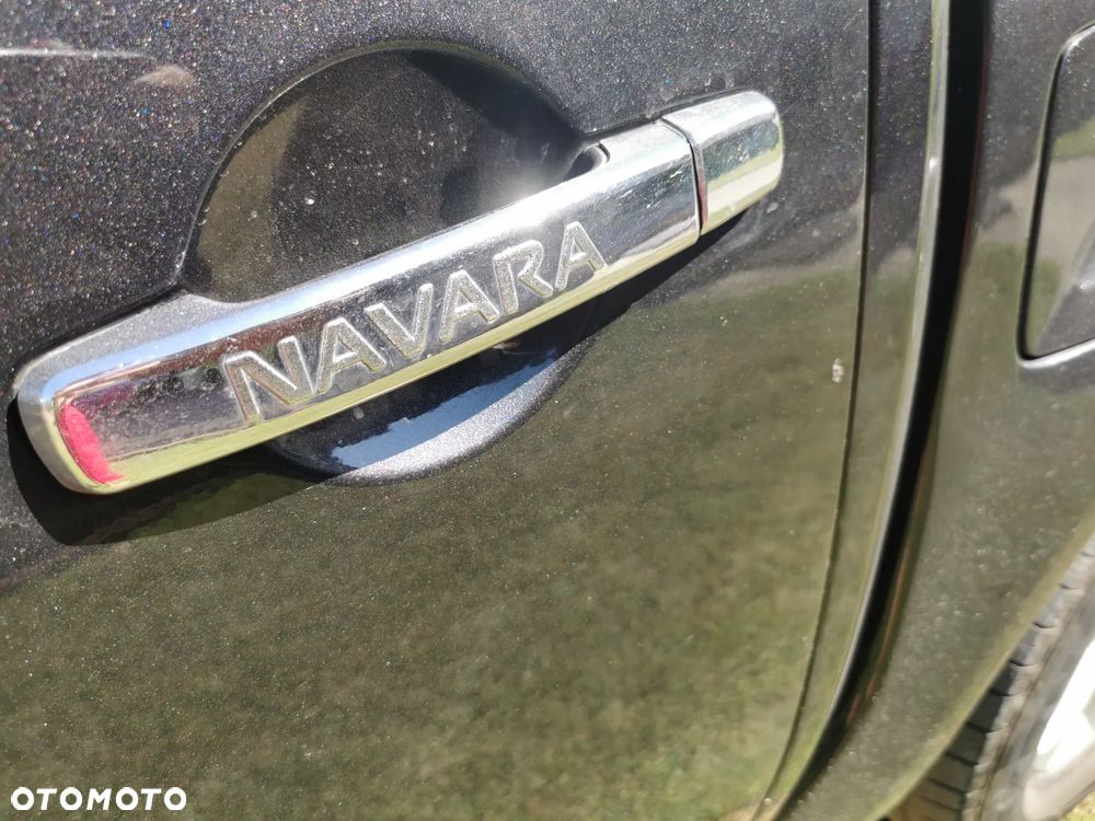 Nissan Navara 2.5 D Platinum Long - 18