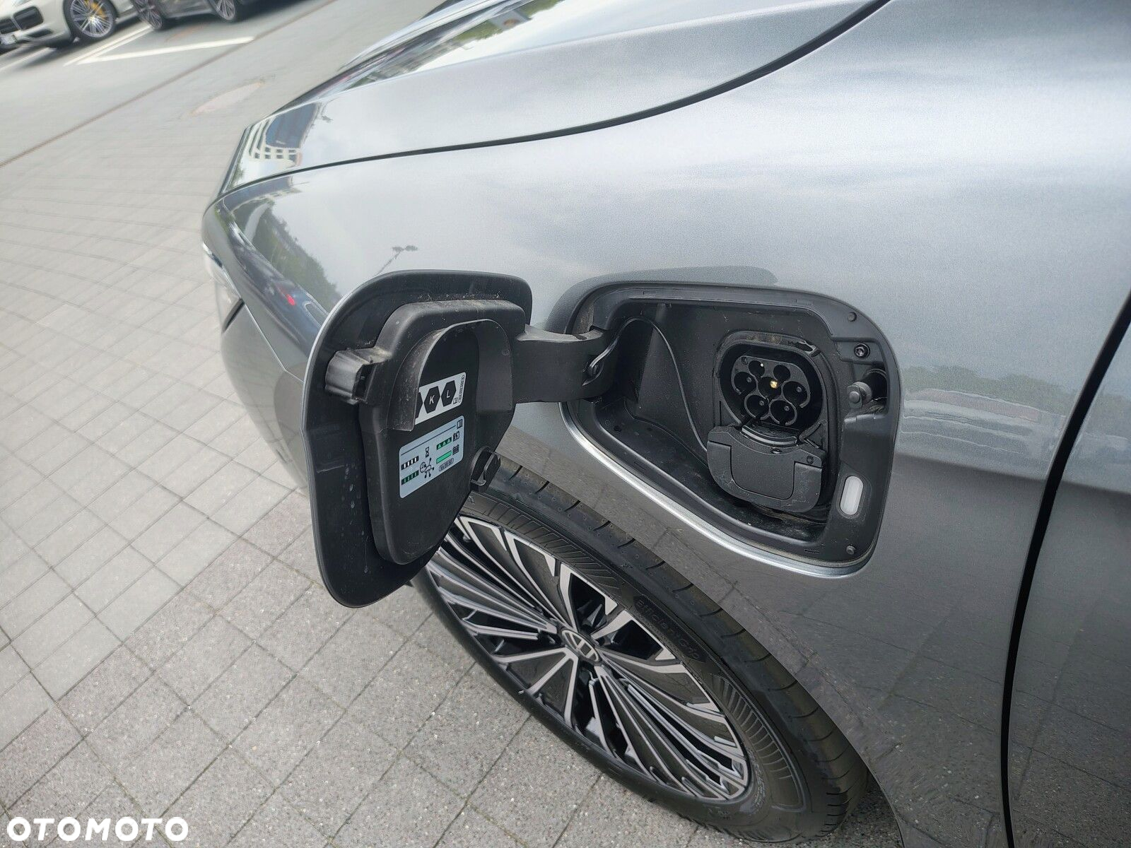 Volkswagen Passat - 9
