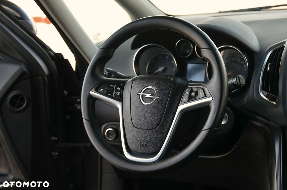 Opel Zafira - 17