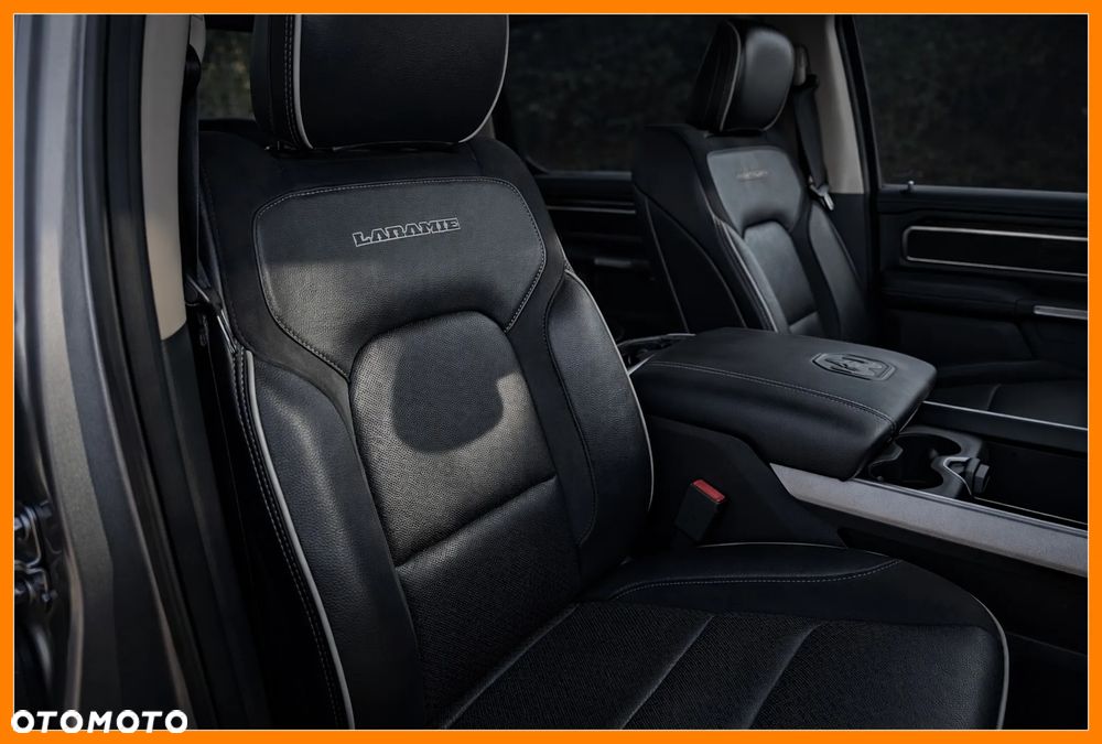 RAM 1500 Crew Cab Laramie - 15