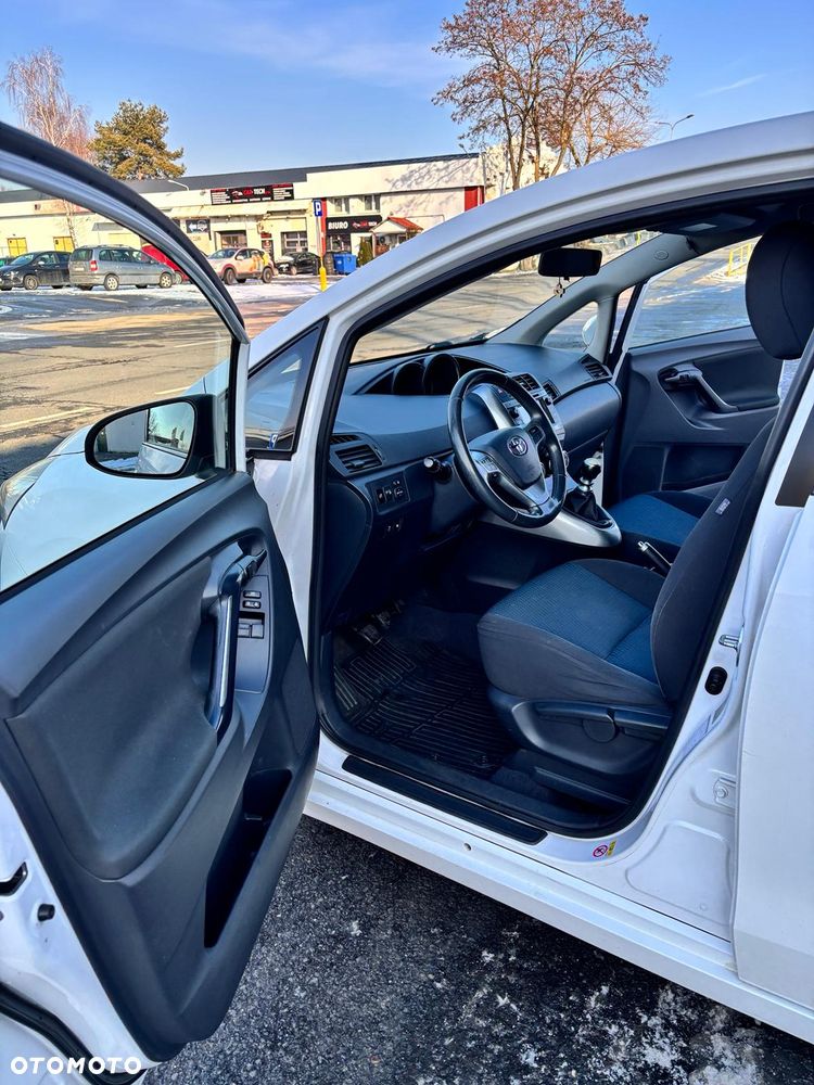 Toyota Verso 1.6 D-4D Active - 9