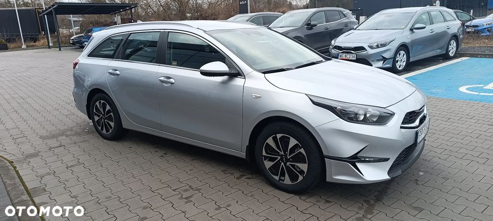 Kia Ceed 1.5 T-GDI M - 6