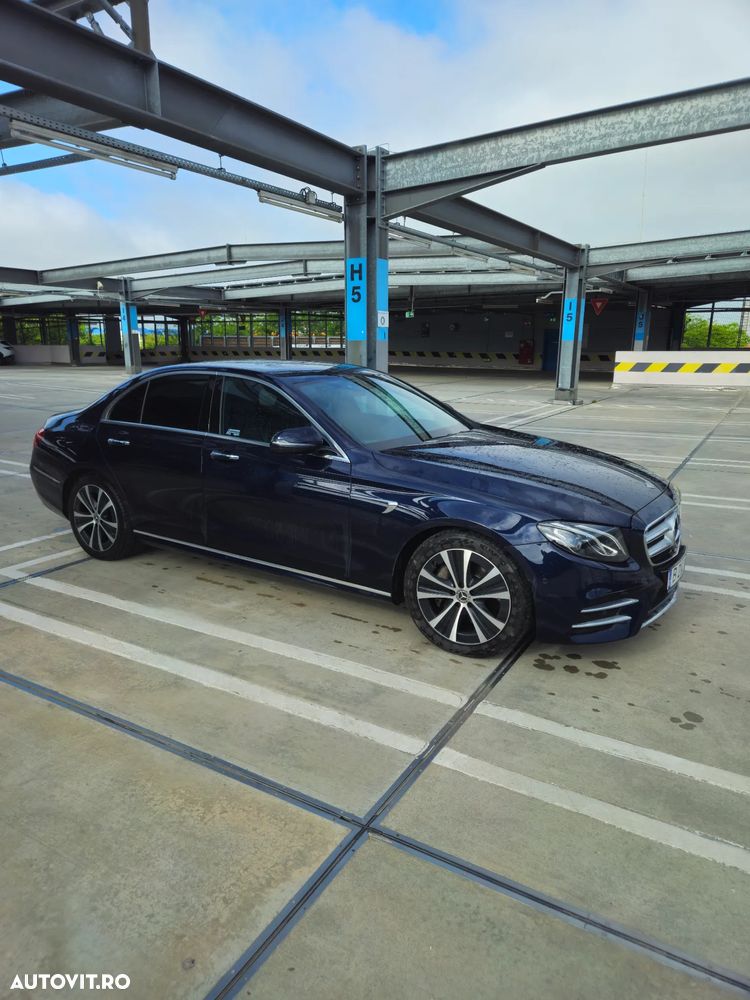 Mercedes-Benz E 200 d 9G-TRONIC AMG Line - 2