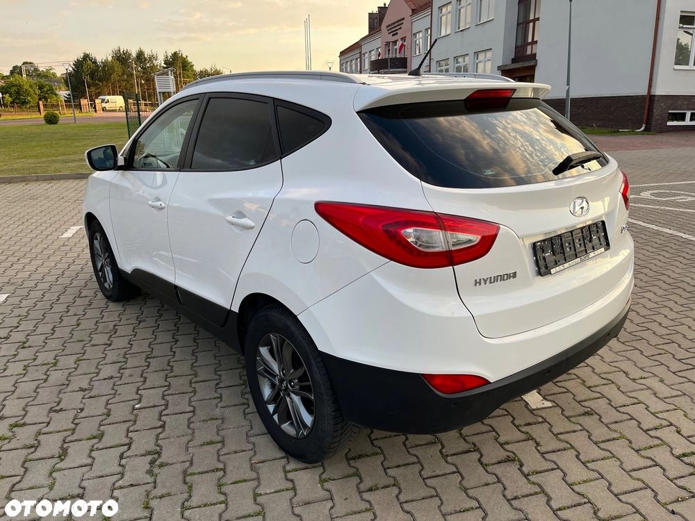 Hyundai ix35 1.6 2WD Fifa World Cup Edition - 3
