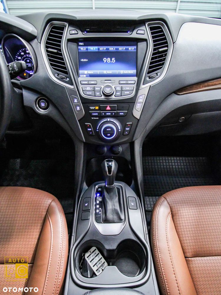 Hyundai Santa Fe 2.0 T Sport Utility - 16