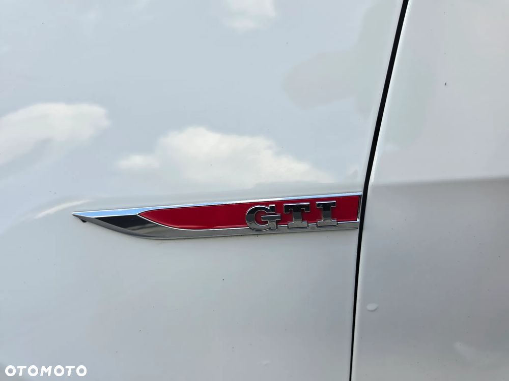 Volkswagen Golf 2.0 TSI BMT GTI Performance DSG - 12