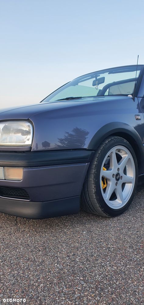 Volkswagen Golf 1.8 GT - 3