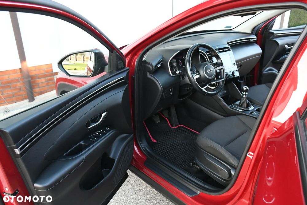 Hyundai Tucson 1.6 T-GDi Smart 2WD - 24
