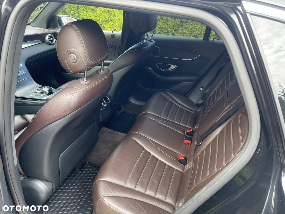 Mercedes-Benz GLC 220 d 4Matic 9G-TRONIC - 10