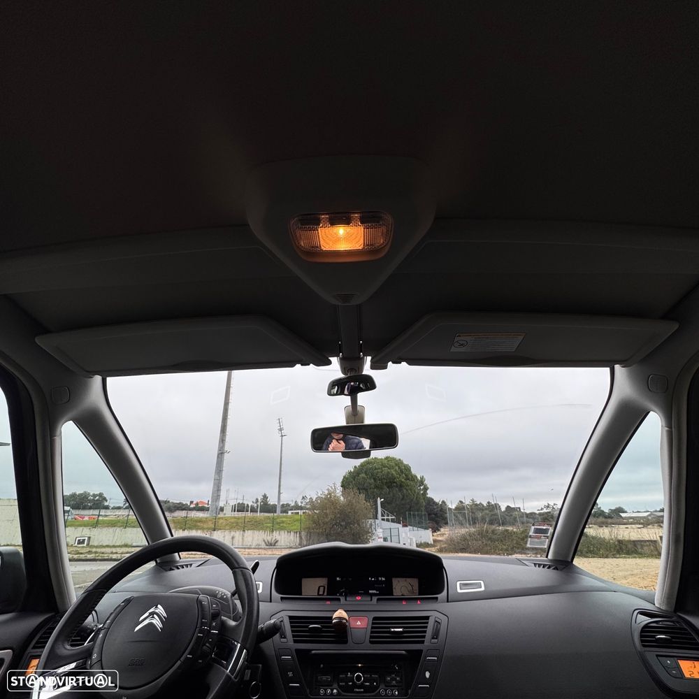 Citroën C4 Picasso 1.6 e-HDi FAP EGS6 Exclusive - 20