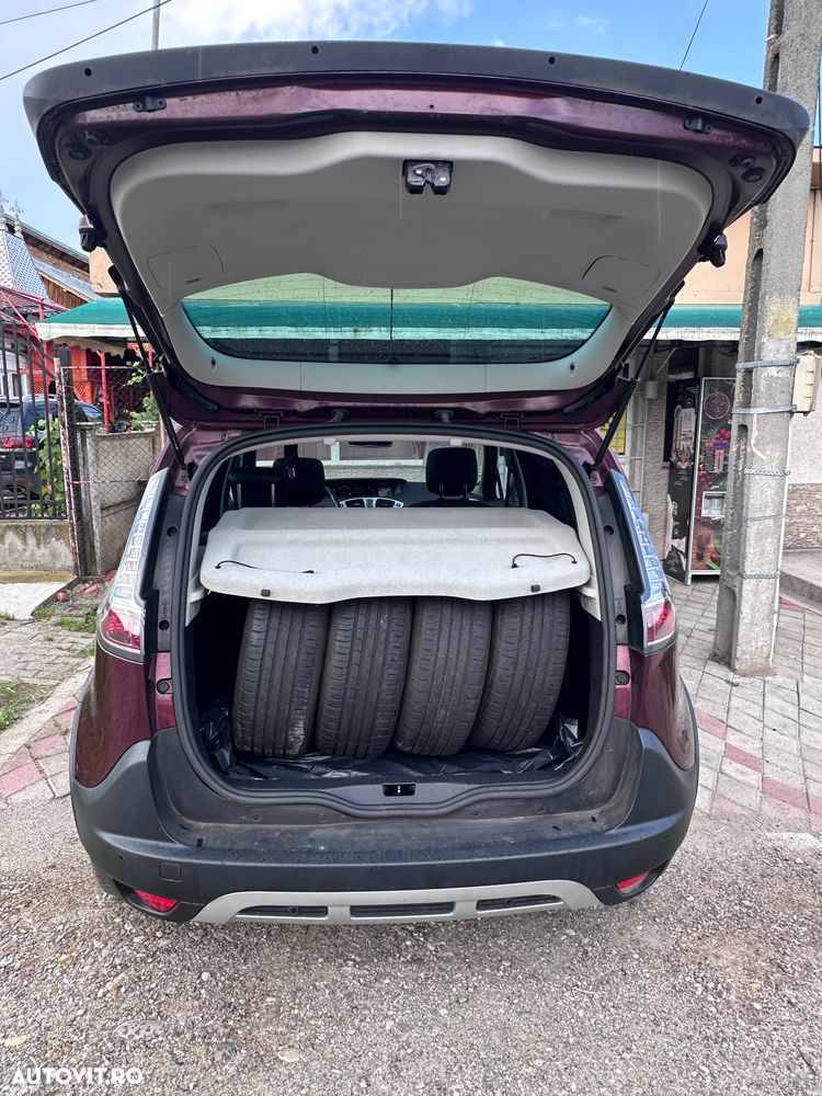 Renault Scenic - 13