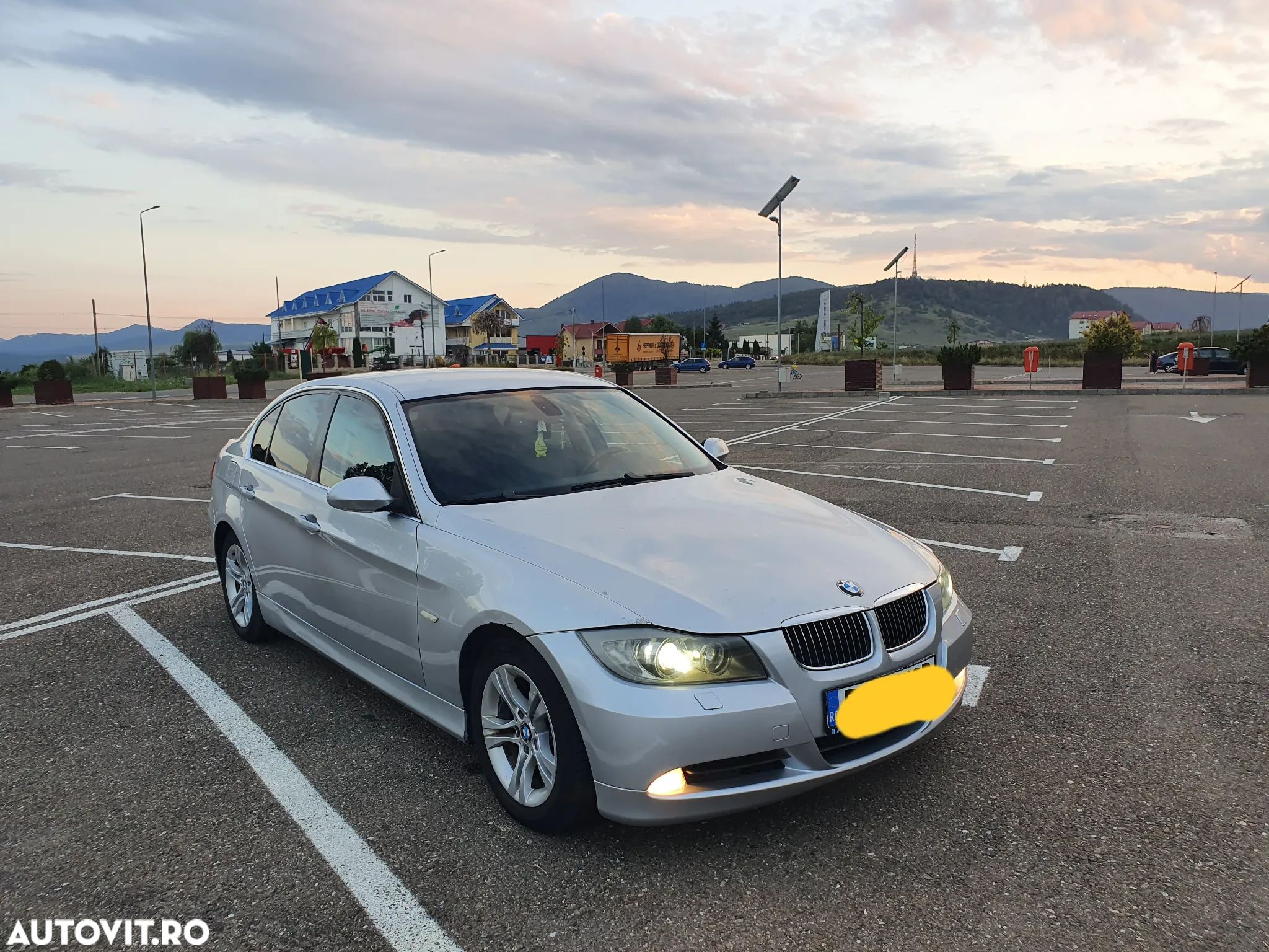 BMW Seria 3 - 1