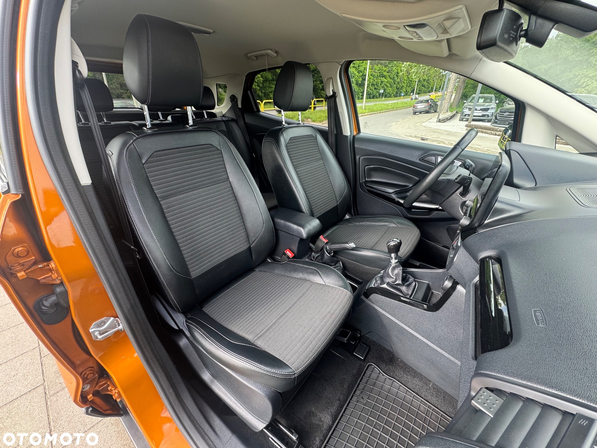 Ford EcoSport 1.0 EcoBoost TITANIUM - 34