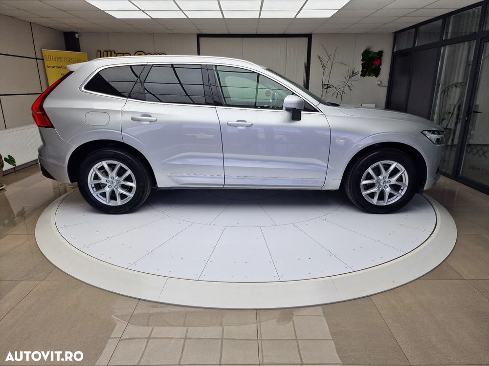 Volvo XC 60 D4 Momentum - 8