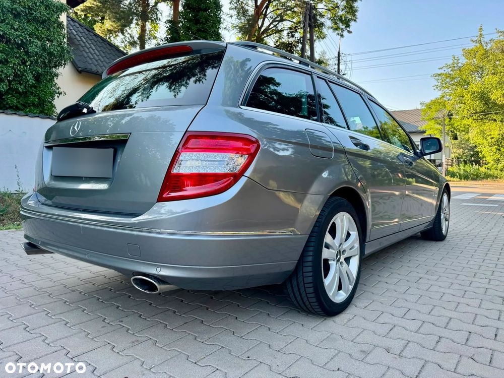 Mercedes-Benz Klasa C 320 CDI DPF 4Matic 7G-TRONIC Avantgarde - 11