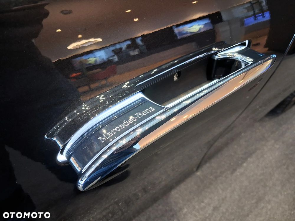 Mercedes-Benz Klasa E 220 d 4-Matic - 10