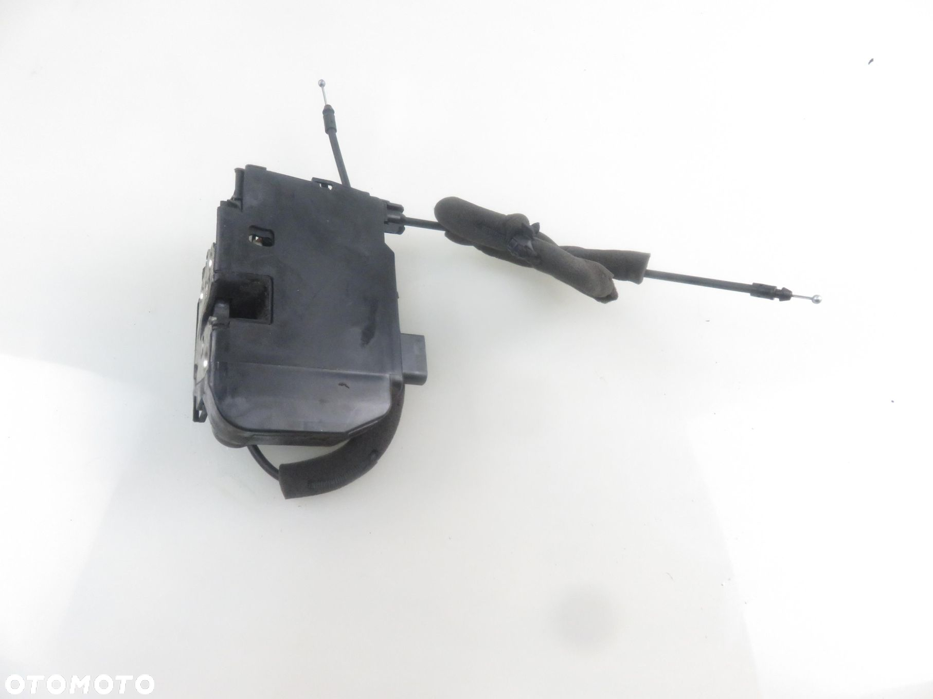 ZAMEK PRAWY PRZEDNI IVECO DAILY VI Furgon - 5