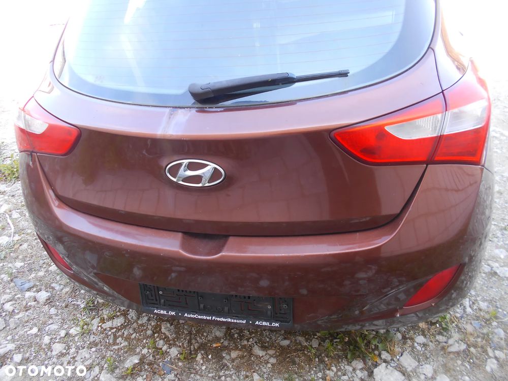HYUNDAI I30 II LIFT HATCHBACK HATCHBACK 1.4 CRDI 2013R KOD LAKIERU U8N SILNIK SKRZYNIA BIEGOW MANUALNA 6 BIEGOWA MASKA LAMPA LUSTERKO ZDERZAK PAS PRZEDNI BLOTNIK ZAWIESZENIE CZESCI - 16