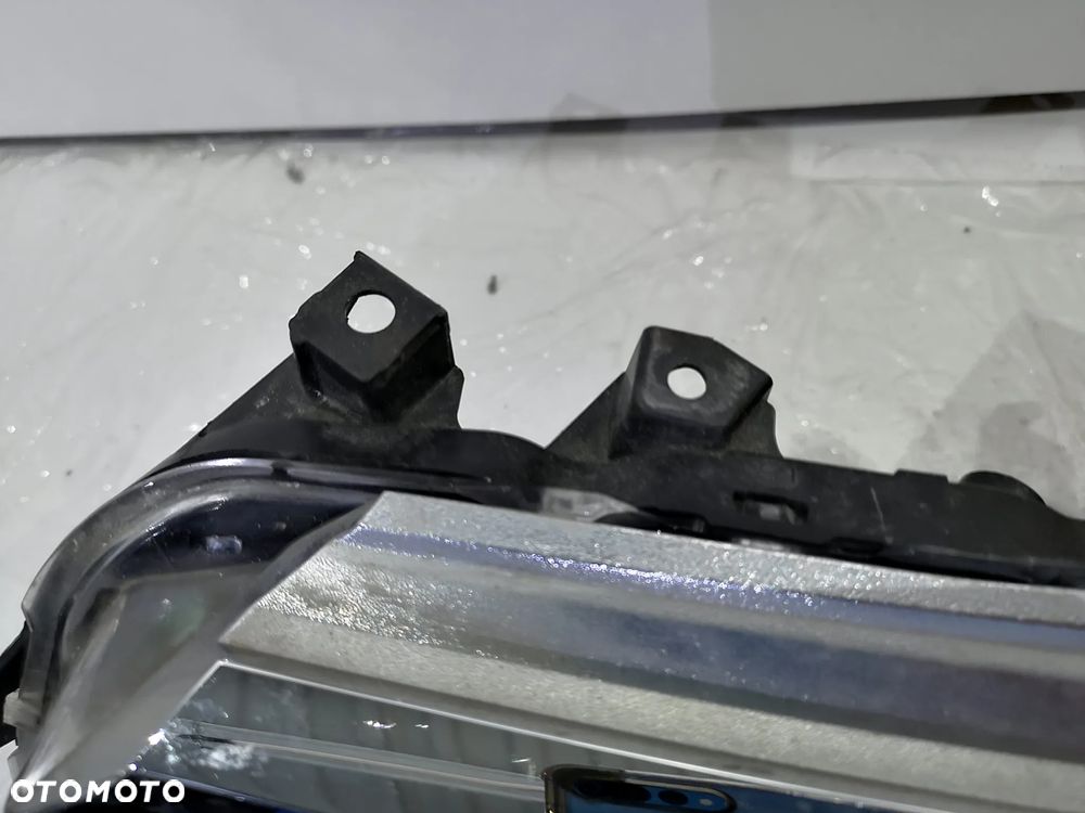 Lampa Lewa Toyota AURIS II Lift Soczewka Zwykła LED Przód Przednia - 8