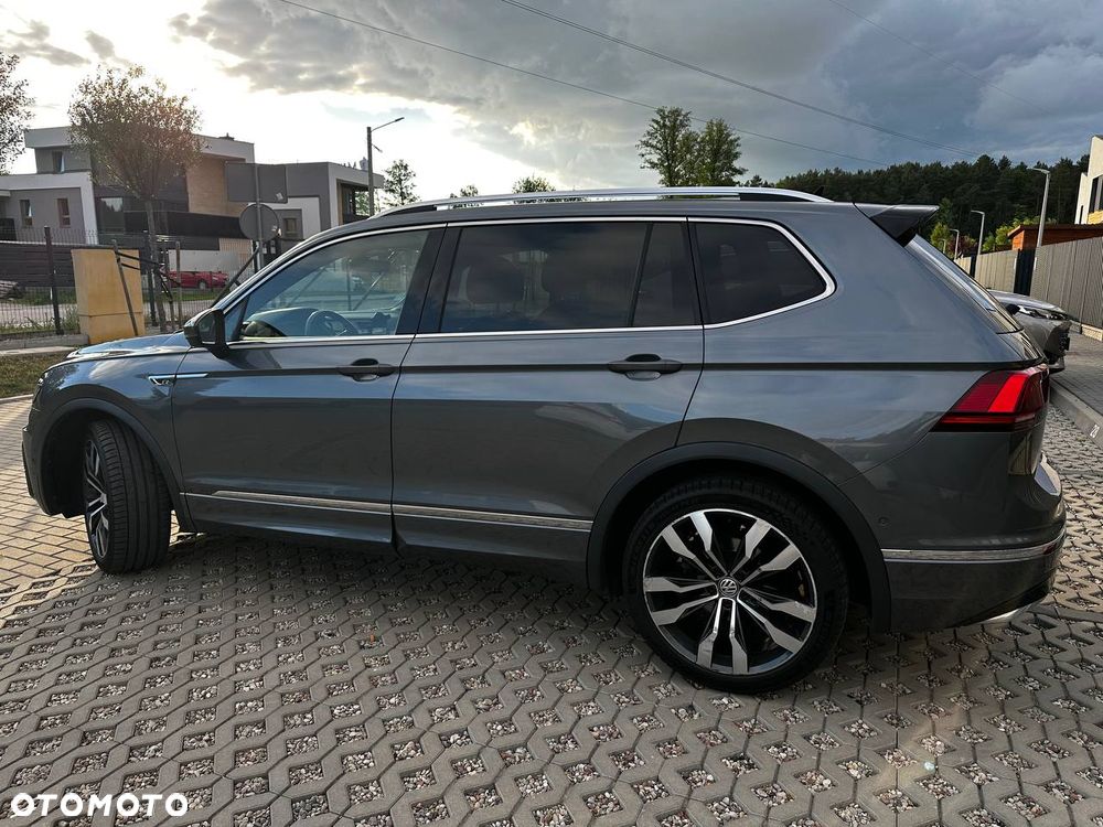 Volkswagen Tiguan Allspace - 11