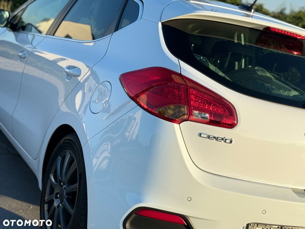 Kia Ceed - 6