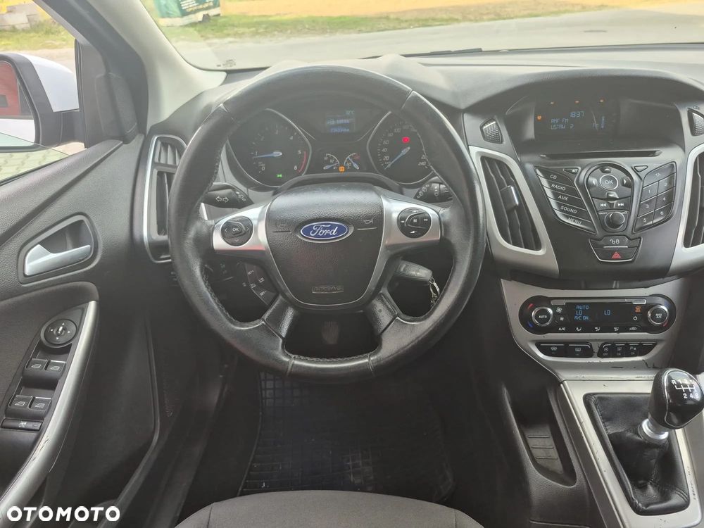 Ford Focus - 8