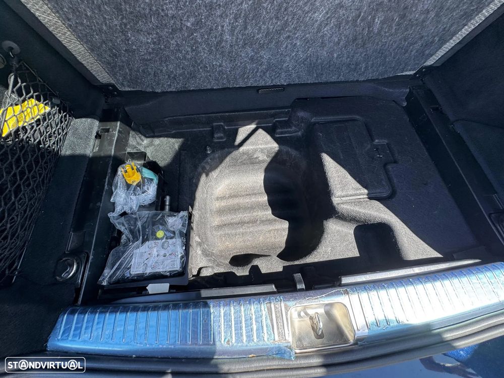 Mercedes-Benz C 180 d Station Avantgarde - 19