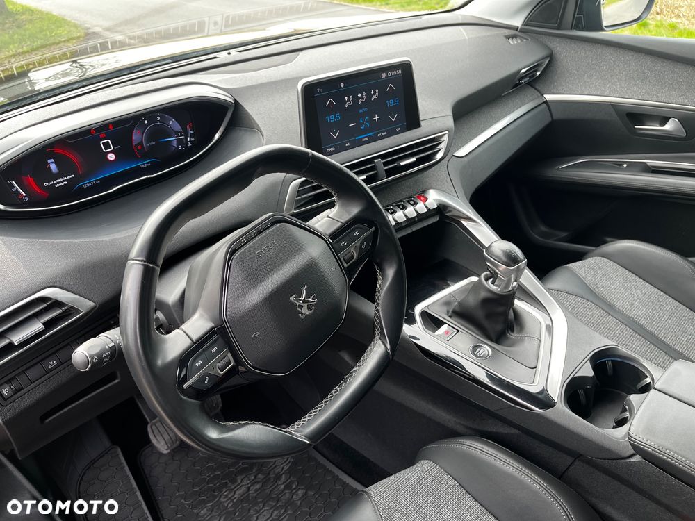 Peugeot 3008 1.5 BlueHDi Allure S&S - 6
