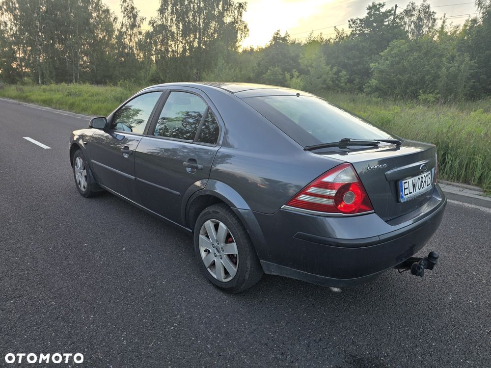 Ford Mondeo - 4