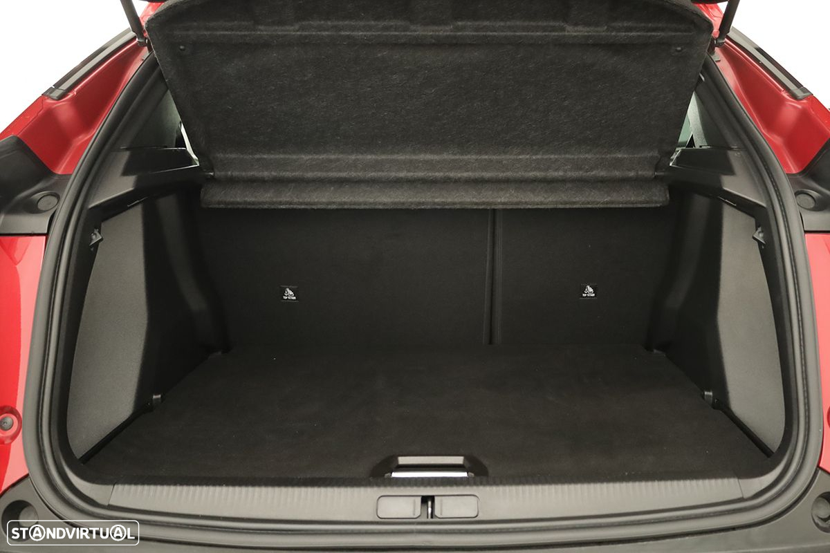 Peugeot 2008 1.2 PureTech Allure - 22