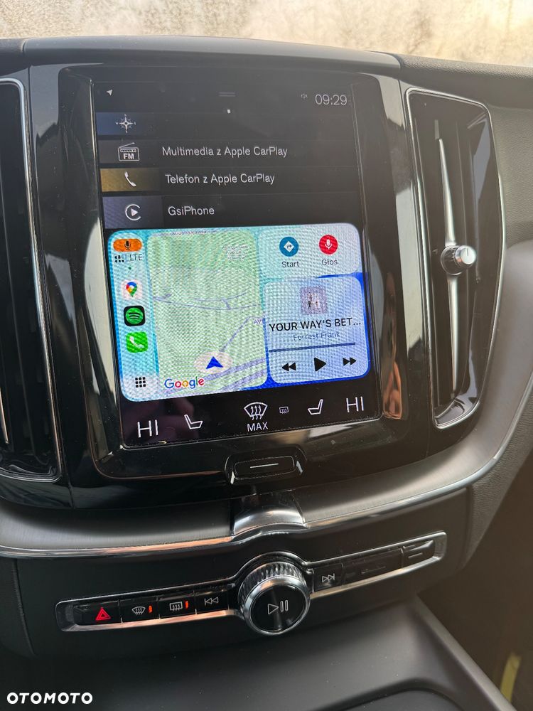 Volvo XC 60 T4 Momentum Pro - 13