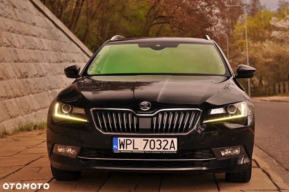 Skoda Superb 1.6 TDI DSG Style - 33