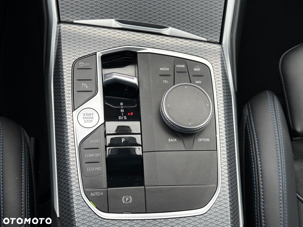 BMW Seria 3 320d xDrive M Sport sport - 30