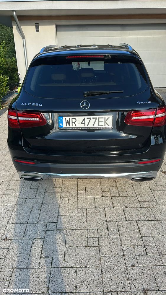 Mercedes-Benz GLC 250 4-Matic - 4