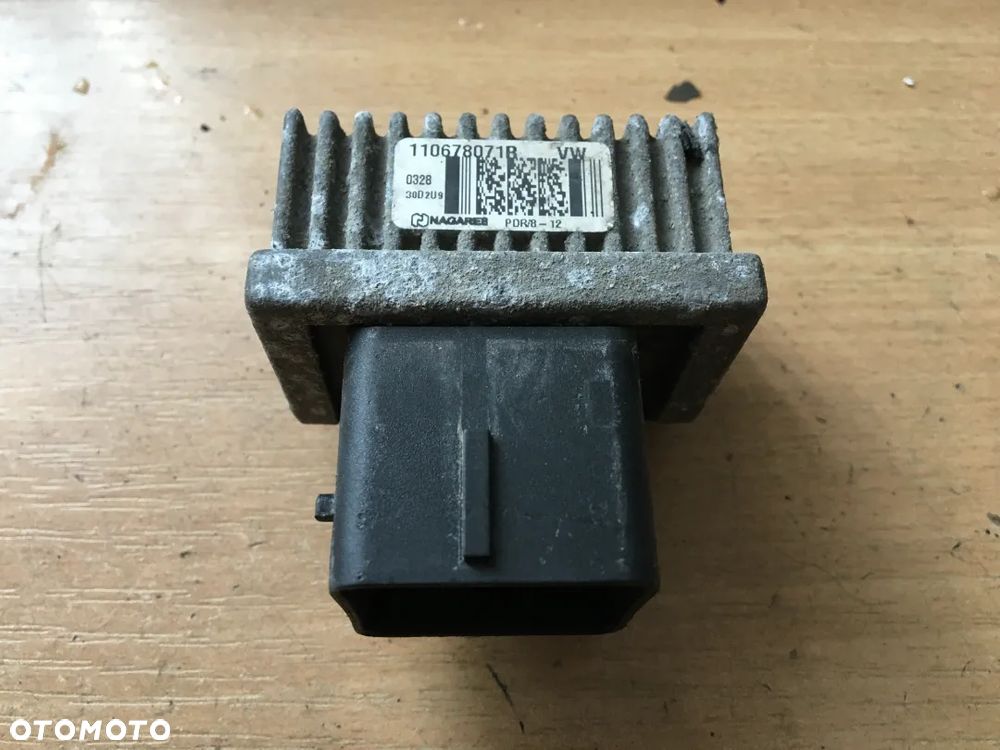 Przekaźnik świec żarowych Qashqai 110678071B