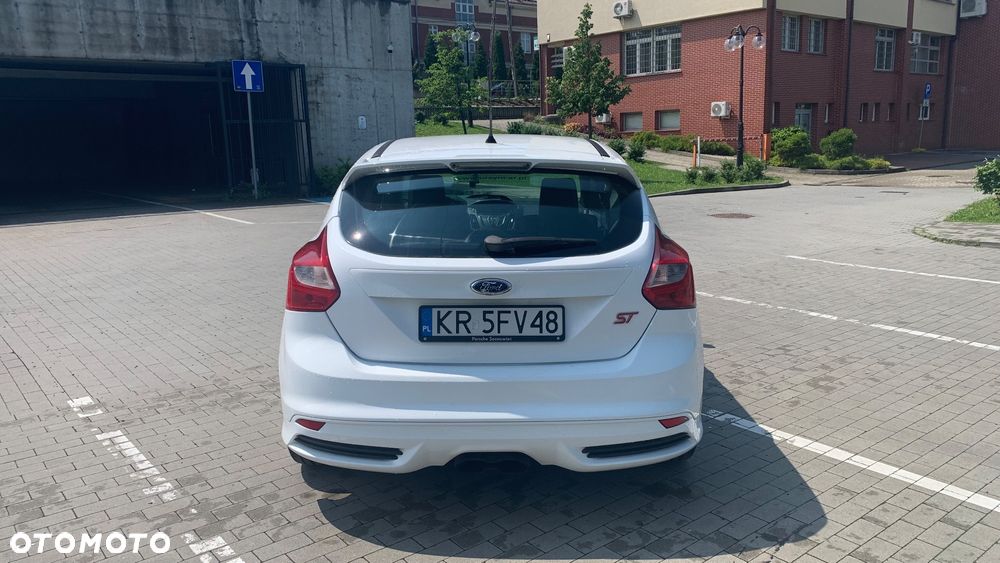 Ford Focus 2.0 EcoBoost ST - 5