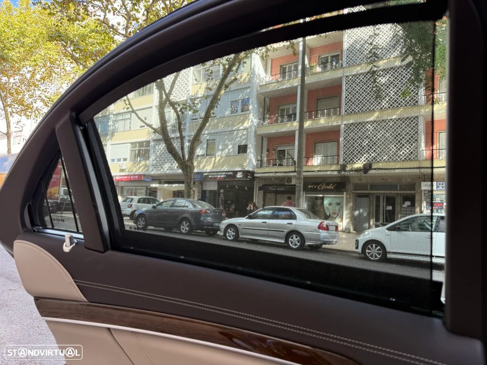 Mercedes-Benz S 300 BlueTEC Hybrid - 24