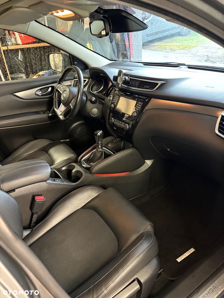 Nissan Qashqai 1.2 DIG-T Tekna EU6 - 9