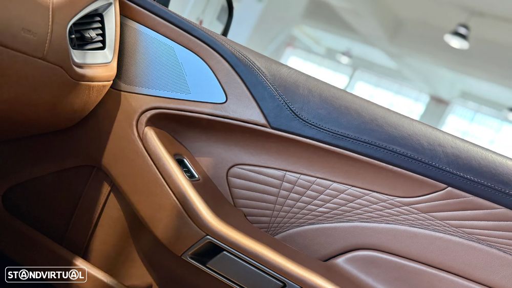 Aston Martin Vanquish S Coupe - 33