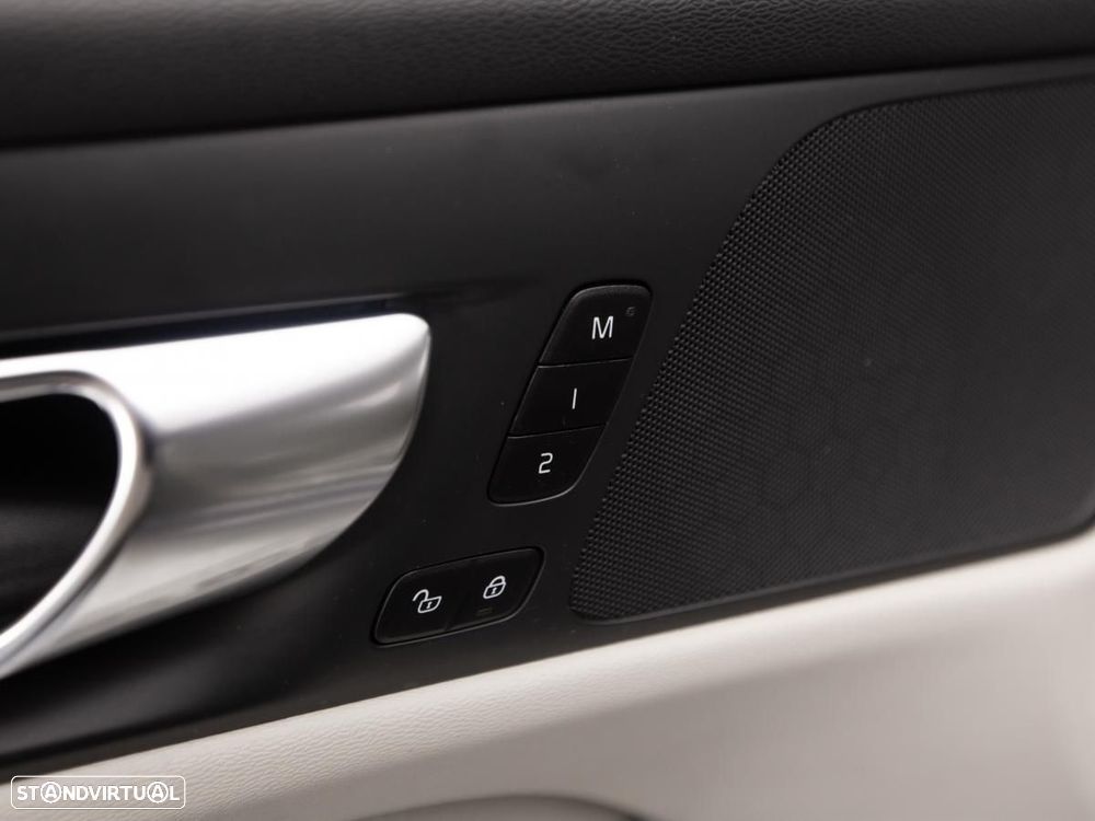 Volvo V60 2.0 D3 Inscription Geartronic - 15