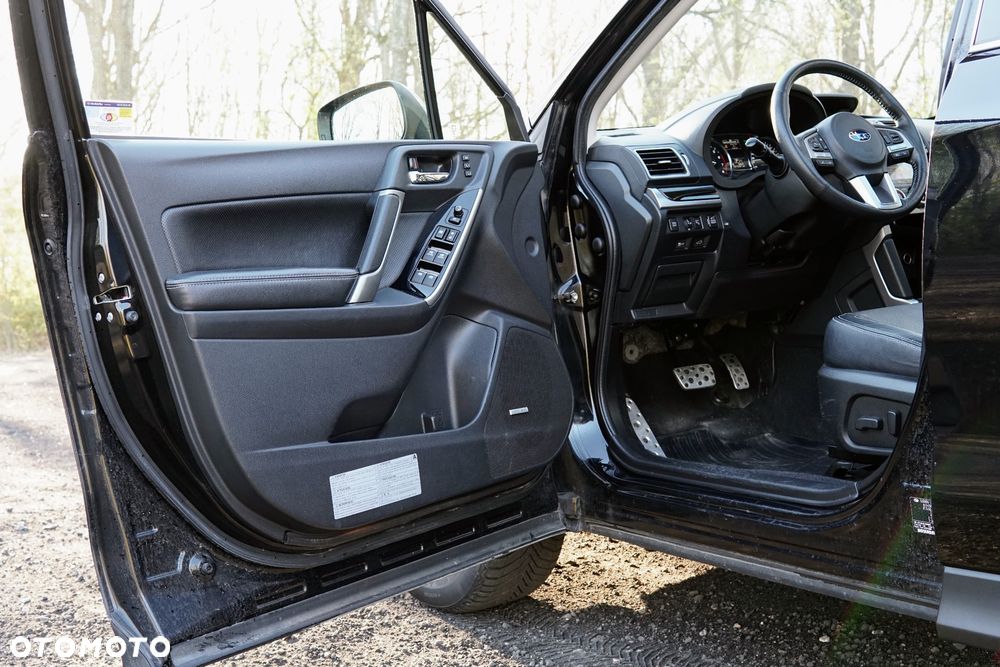 Subaru Forester 2.0 XT Sport Lineartronic - 23