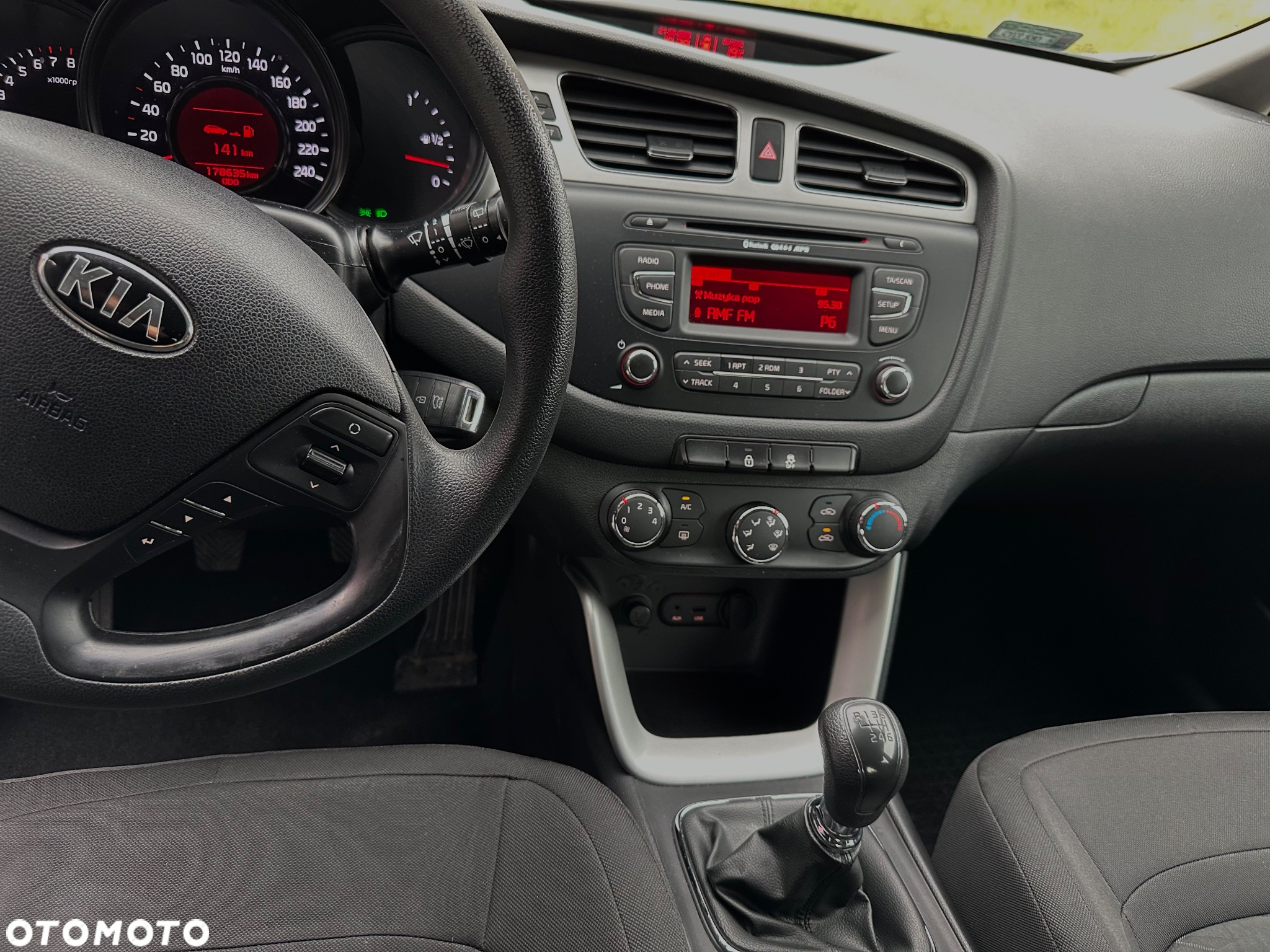 Kia Ceed Cee'd 1.4 L - 17